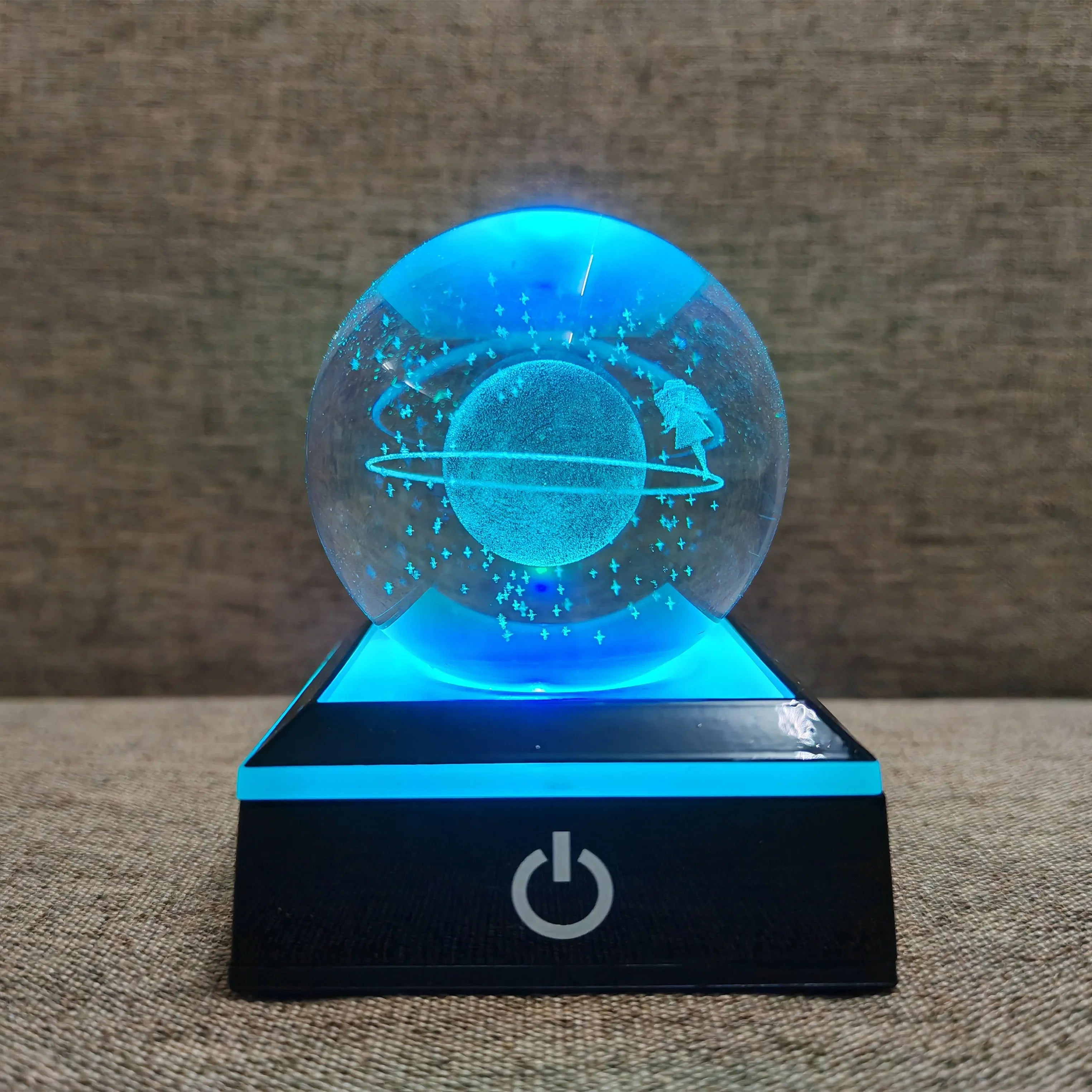 3D Planet Crystal Ball Night Light – Galaxy/Moon/Saturn Tabletop Décor Gift